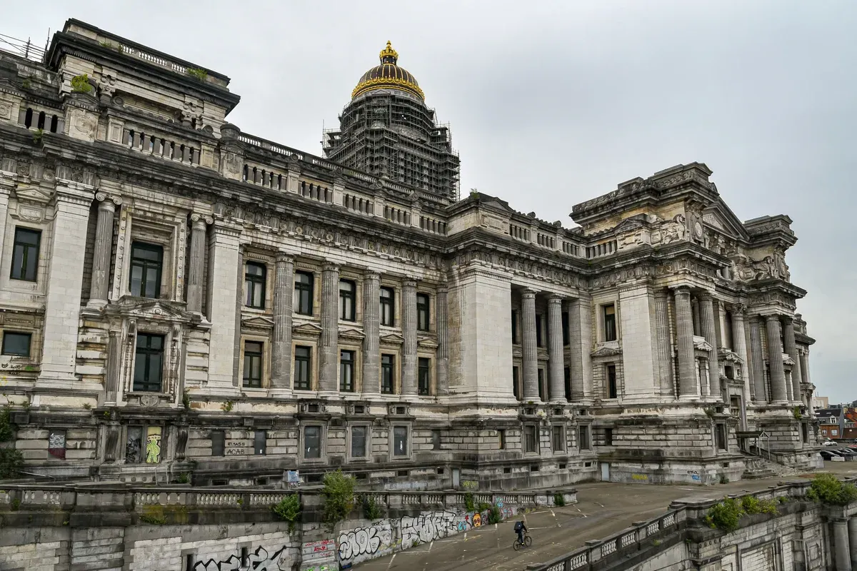 Palais de Justice in Brussels, the landmark near a bean-to-bar chocolate workshop on chocolate tours in Brussels